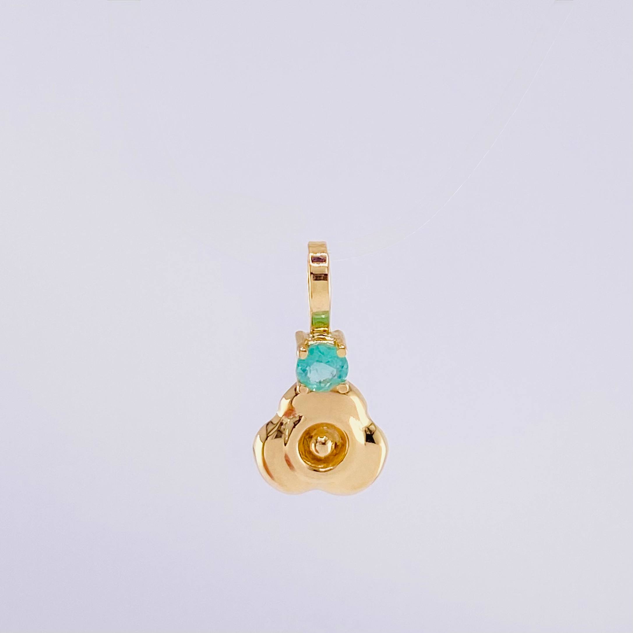 Dije Flor Esmeralda 6pts 0.35g / 1.5cm Oro Amarillo 18K