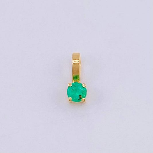 Dije Circulo Esmeralda 16pts 0.2g / 0.8cm Oro Amarillo 18K