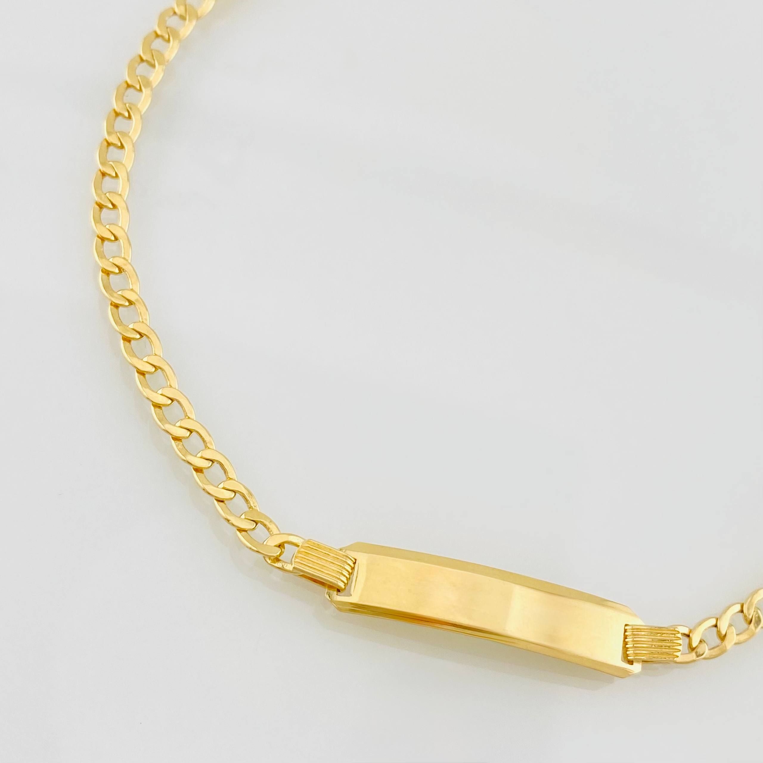 Pulso Cubano Placa 3.7g / 18cm / 2.85mm Oro Amarillo 18K