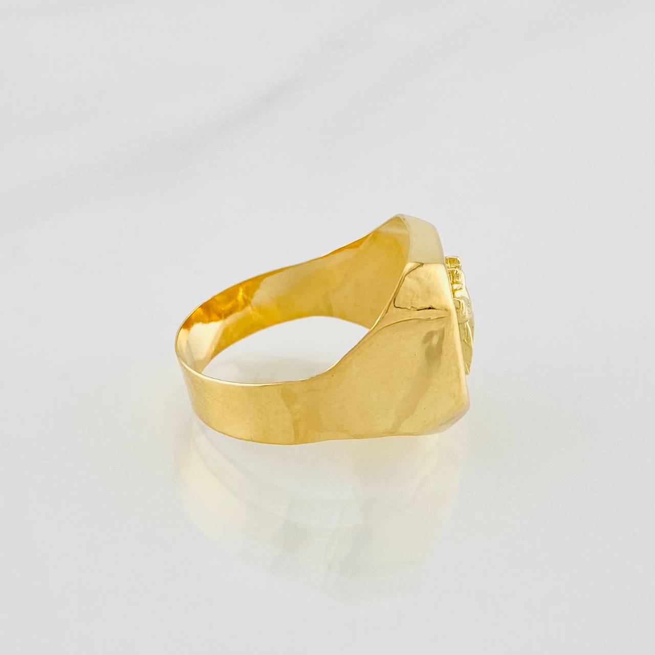 Anillo Aguila 4g / T9 3/4 Oro Amarillo 18K