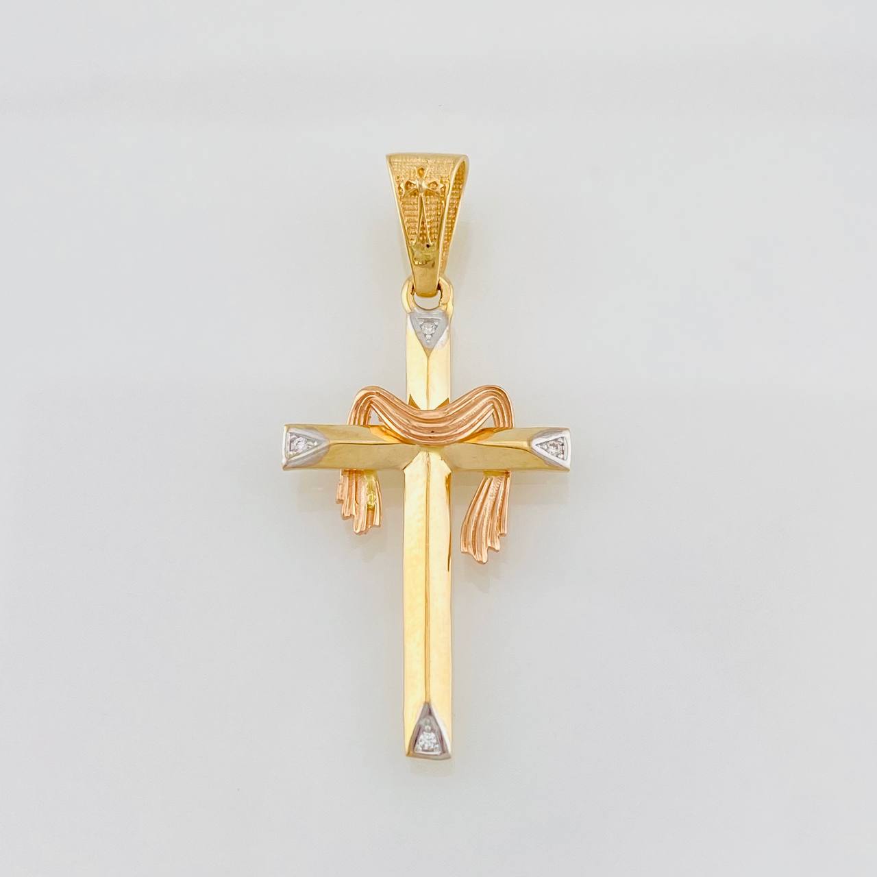 Dije Cruz 2.1g / 4cm Tres Oros 18K