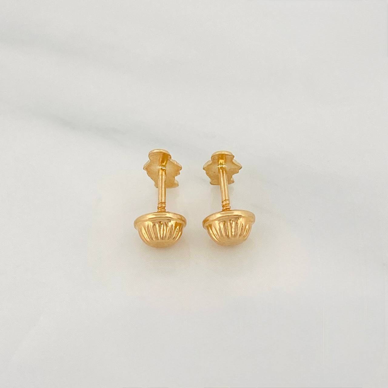 Topos Virgen Milagrosa 0.55g / 3.97mm Oro Amarillo 18K