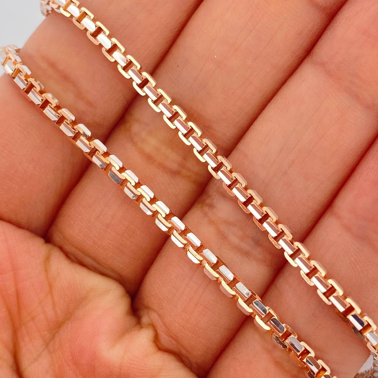 Cadena Veneciana 32gr / 70.2cm / 2.6mm Dos Oros Blanco Rosa +3 18K $