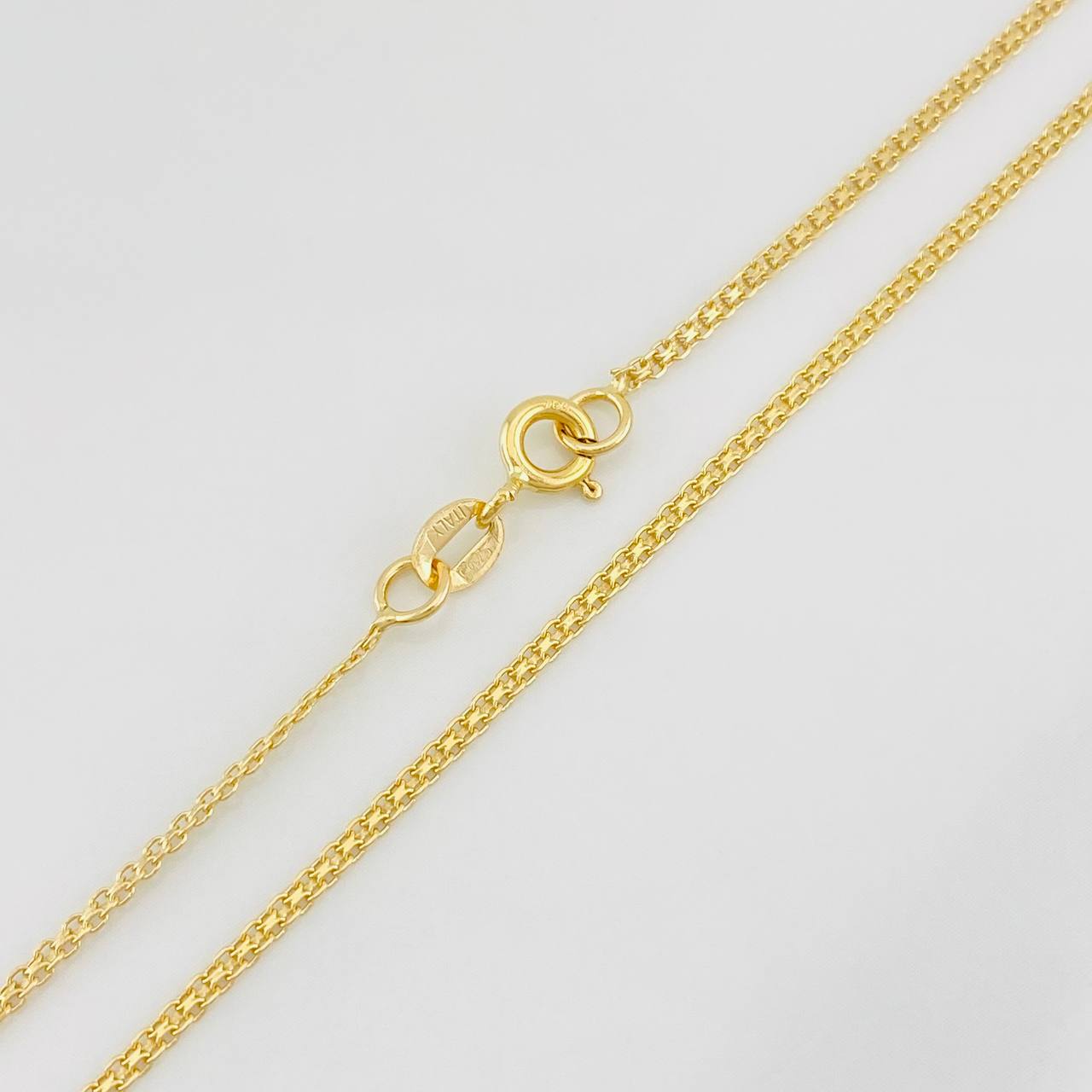 Cadena China 3.15g / 60cm / 1.5mm Oro Amarillo 18K