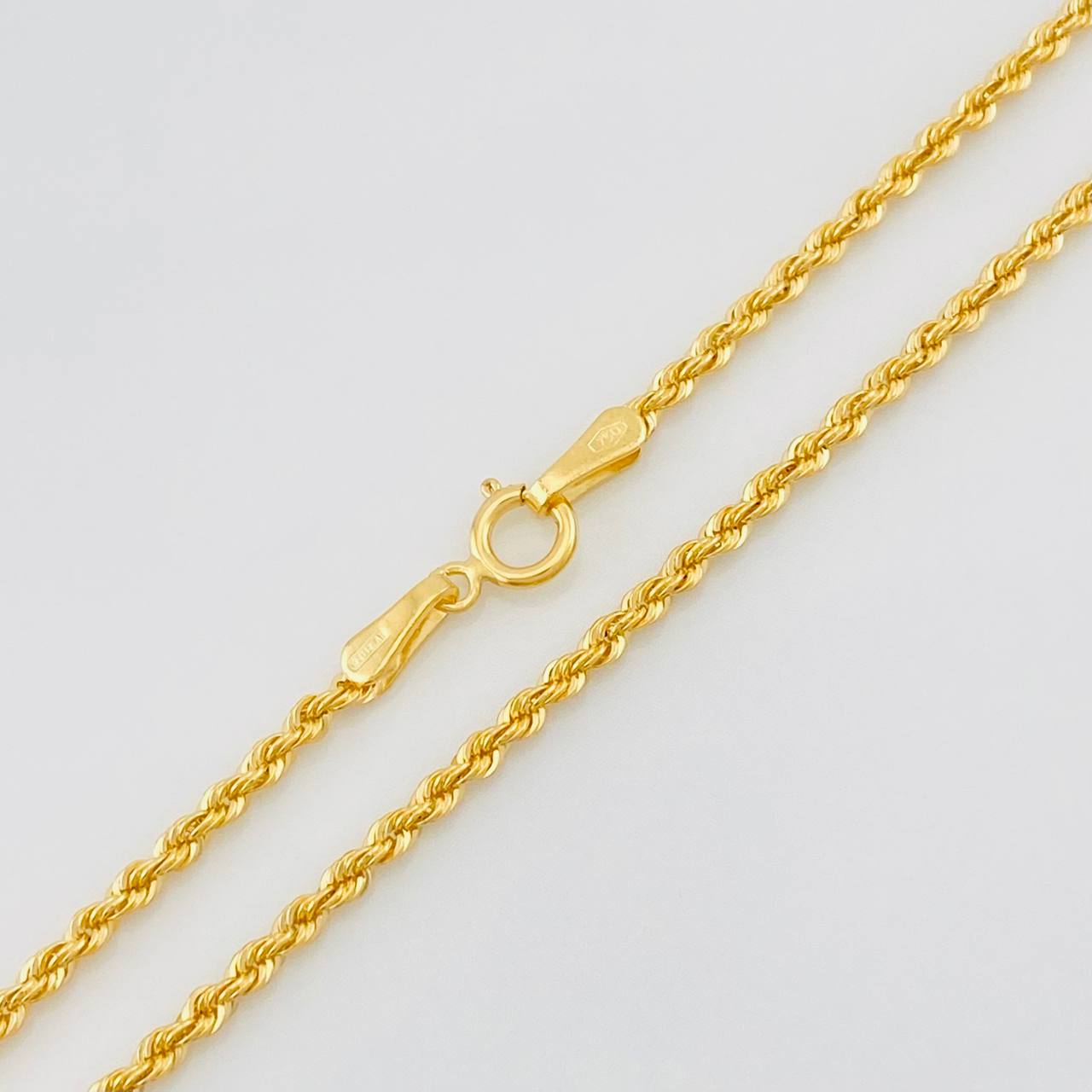 Cadena Lazo 2.2g / 60cm / 1.65mm Oro Amarillo 18K