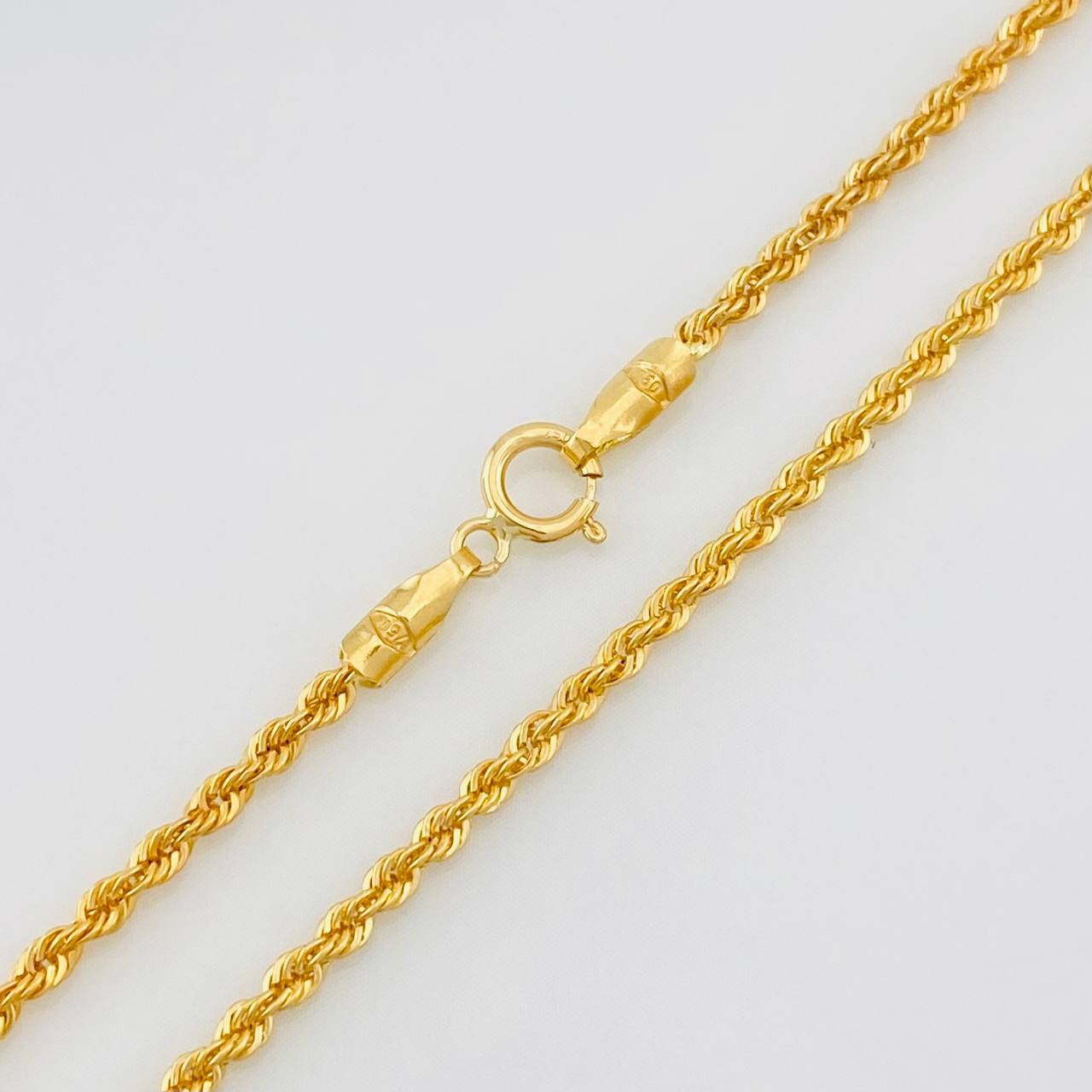 Cadena Lazo 1.65g / 50cm / 1.7mm Oro Amarillo 18K