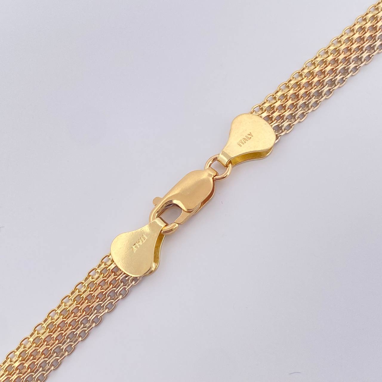 Cadena China 23.1gr / 61cm / 7mm Tres Oros +1 18K $