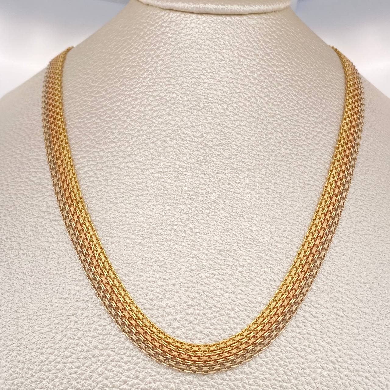 Cadena China 23.1gr / 61cm / 7mm Tres Oros +1 18K $