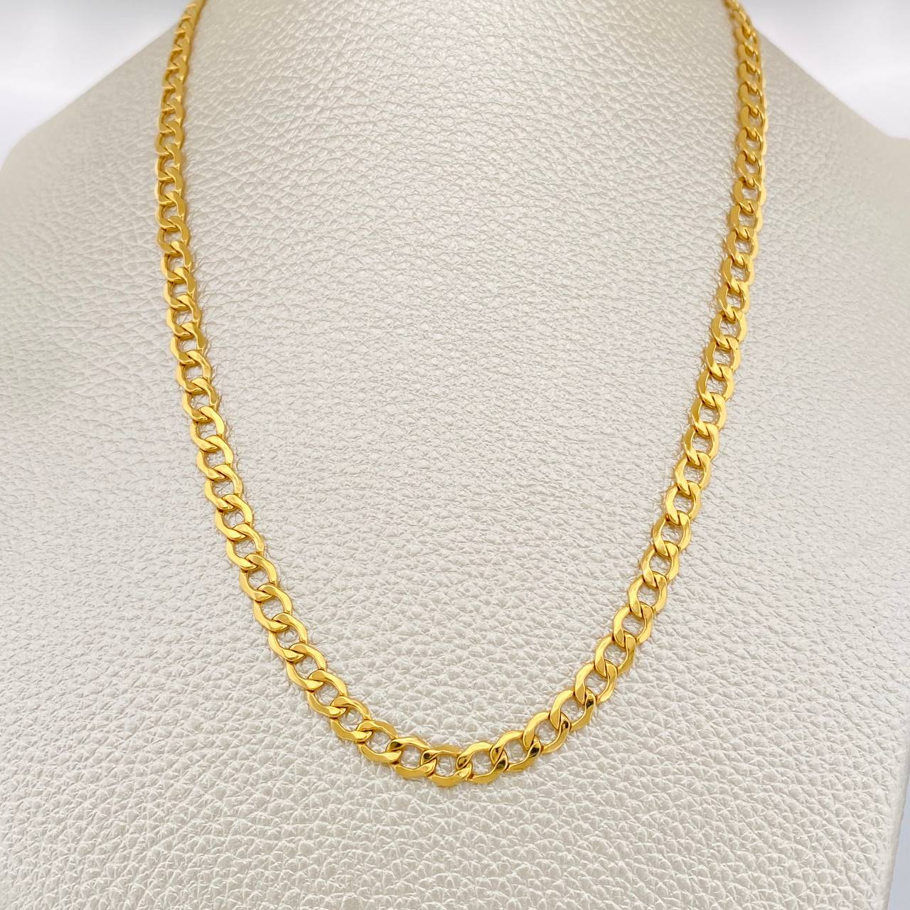 Cadena Cubana 9.65gr / 65cm / 3.9mm Oro Amarillo +1 18K &