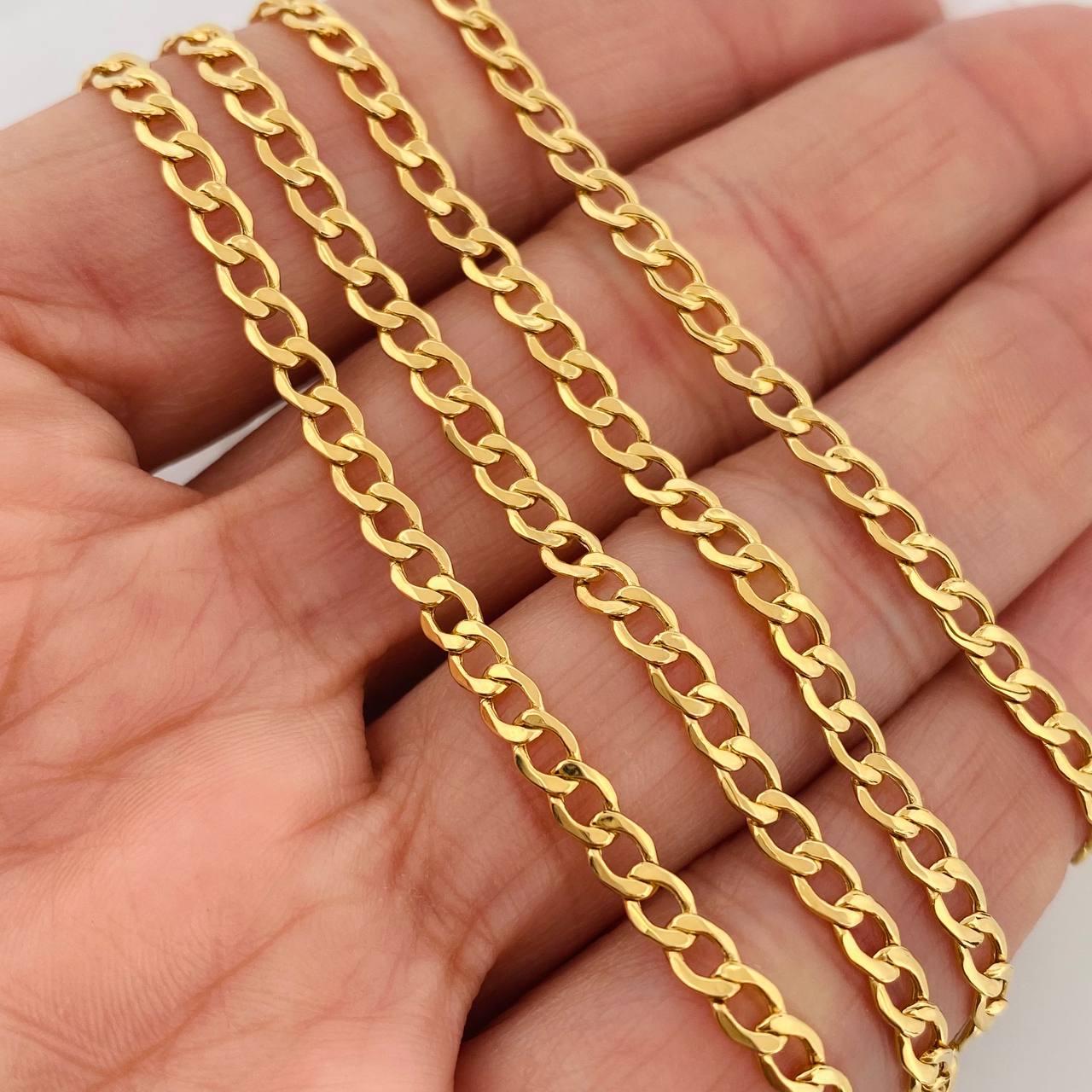 Cadena Cubana 5.45gr / 55cm / 2.2mm Oro Amarillo +1 18K &