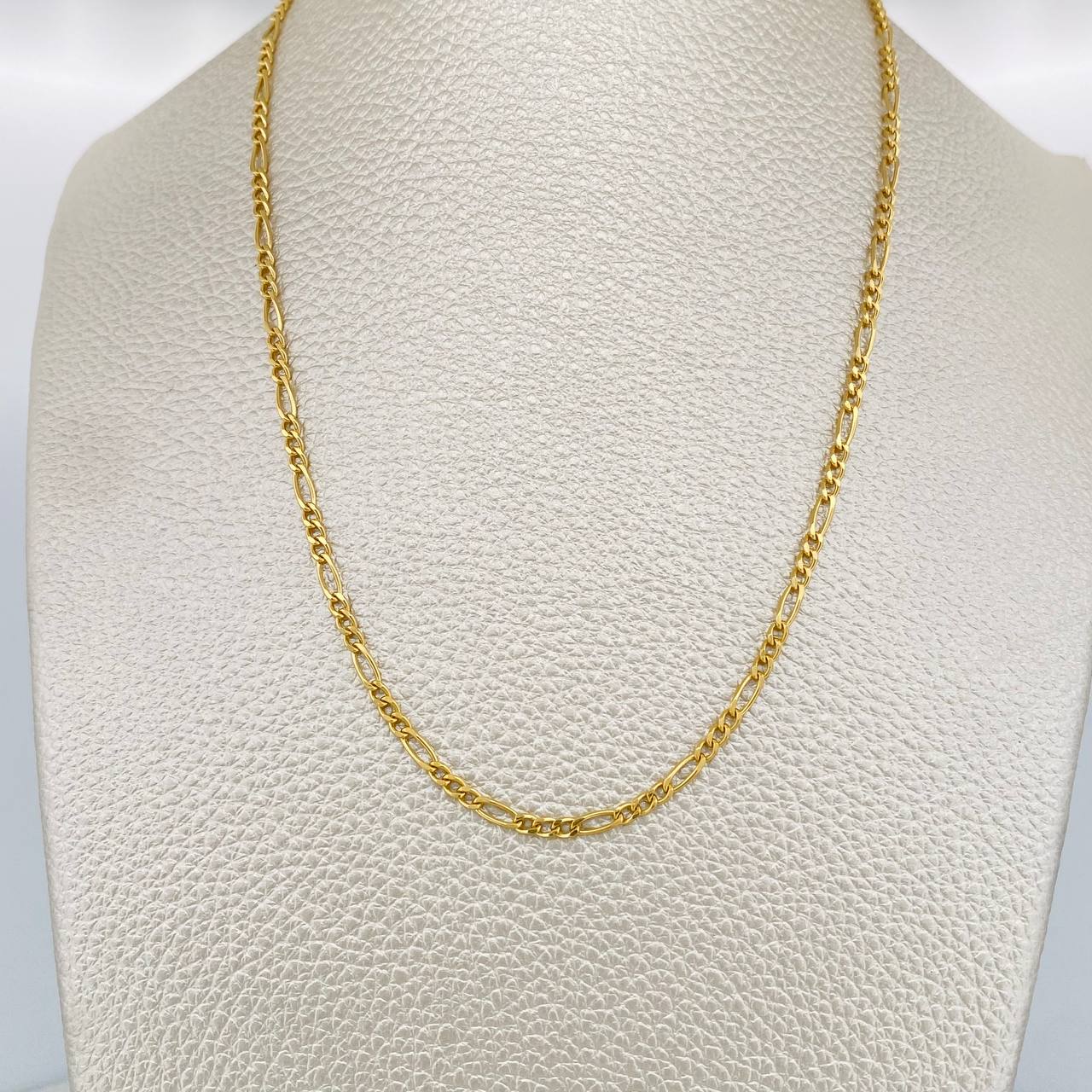 Cadena Figaro 3.15gr / 55cm / 2.35mm Oro Amarillo +1 18K &