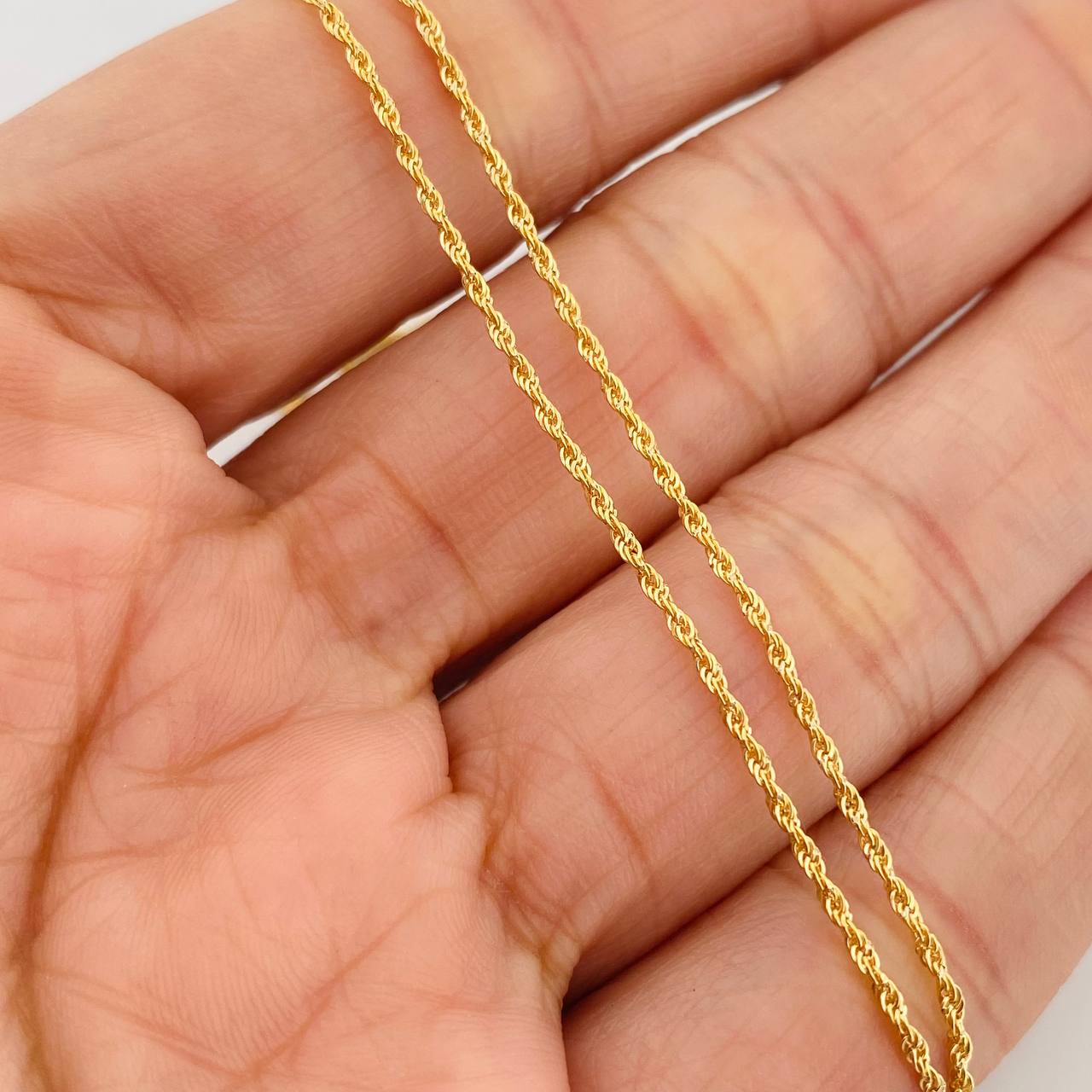 Cadena Lazo 0.95g / 50cm / 1.1mm Oro Amarillo 18K