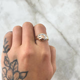 Anillo Triple Olas 4.4gr / T6 3/4 / Liso Tres Oros 18K ©