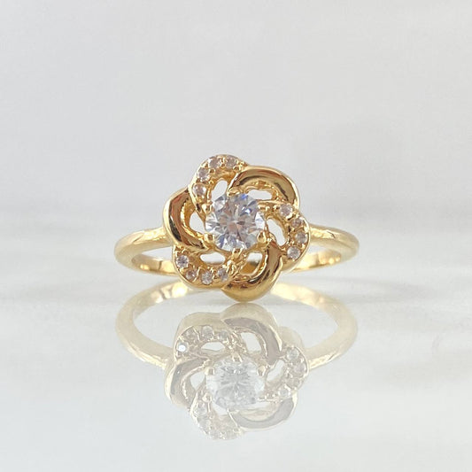 Anillo Flor de Gardenia 3.15gr / T7 1/4 / Circones Blancos Oro Amarillo 18K ©
