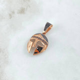 Dije Casco Espartano 4.45gr / 3.5cm / Circones Negros Oro Rosa 18K *