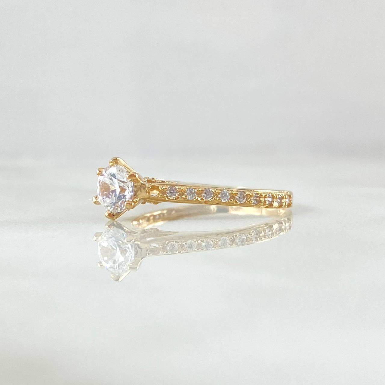 Anillo Puente Victoriano 2.15gr / T6 3/4 / Circones Blancos Oro Amarillo 18K *