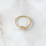 Anillo Solitario Abrazo Curvo 1.4gr / T7 1/4 / Circon Blanco Oro Amarillo 18K *