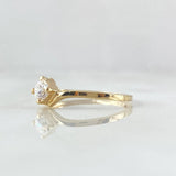 Anillo Solitario Abrazo Curvo 1.4gr / T7 1/4 / Circon Blanco Oro Amarillo 18K *