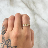 Anillo Argolla Corazones Rayados Internos 2.45gr / T6 3/4 / Diamantado Oro Amarillo 18K *