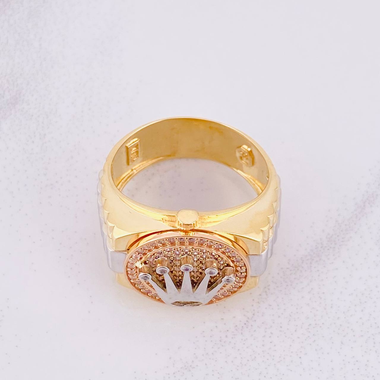 Anillo Correa Corona 9.6g / T9 1/2 Tres Oros 18K
