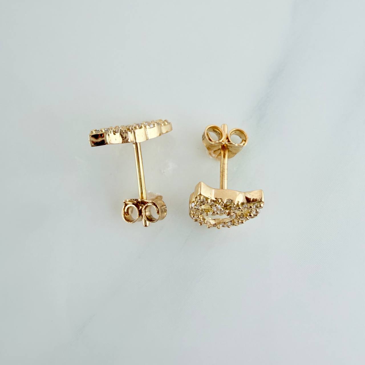 Topos Silueta Buho 1.75gr / 9.95mm Oro Amarillo 18K %