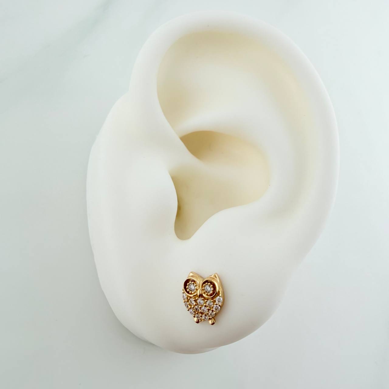 Topos Buho 1.45gr / 7.6mm Oro Amarillo 18K %