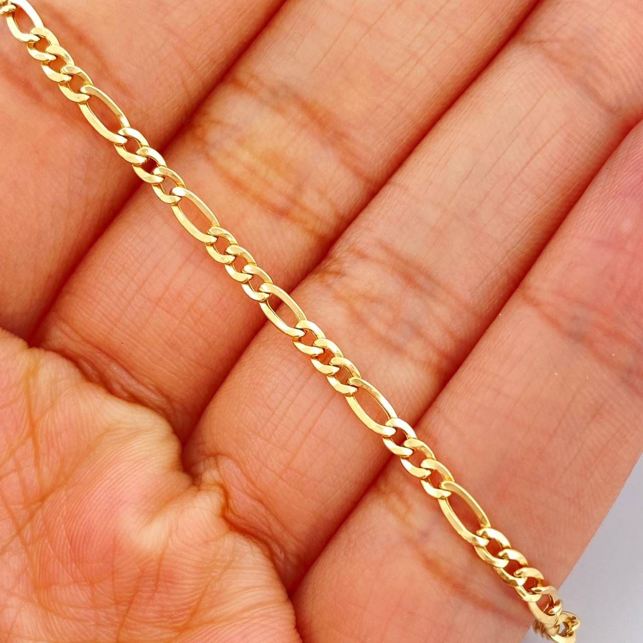 Pulso Figaro 0.7gr / 18.8cm / 2mm Oro Amarillo +1 18K &