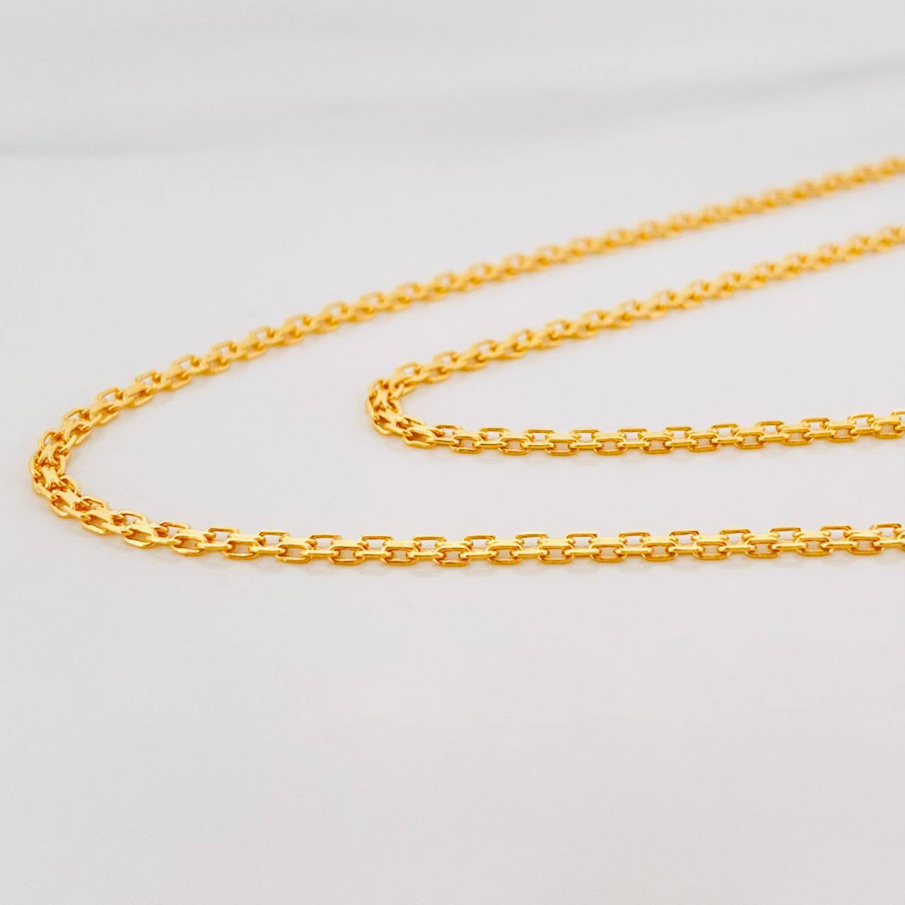 Cadena China 4g / 60cm / 1.7mm Oro Amarillo 18K