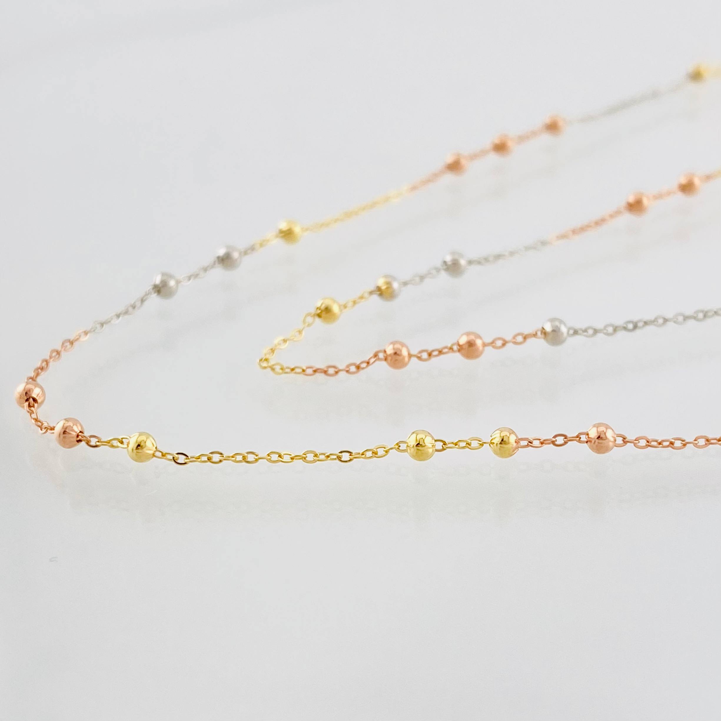 Cadena Aro Seguido 1.9g / 50cm / 0.8mm Tres Oros 18K