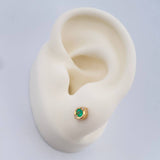 Topos Circulo Esmeralda 1.4gr / 1.2cm / Oro Amarillo18K %