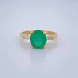 Anillo Solitario Ovalado Esmeralda 2.8gr / T6 / Oro Amarillo18K %