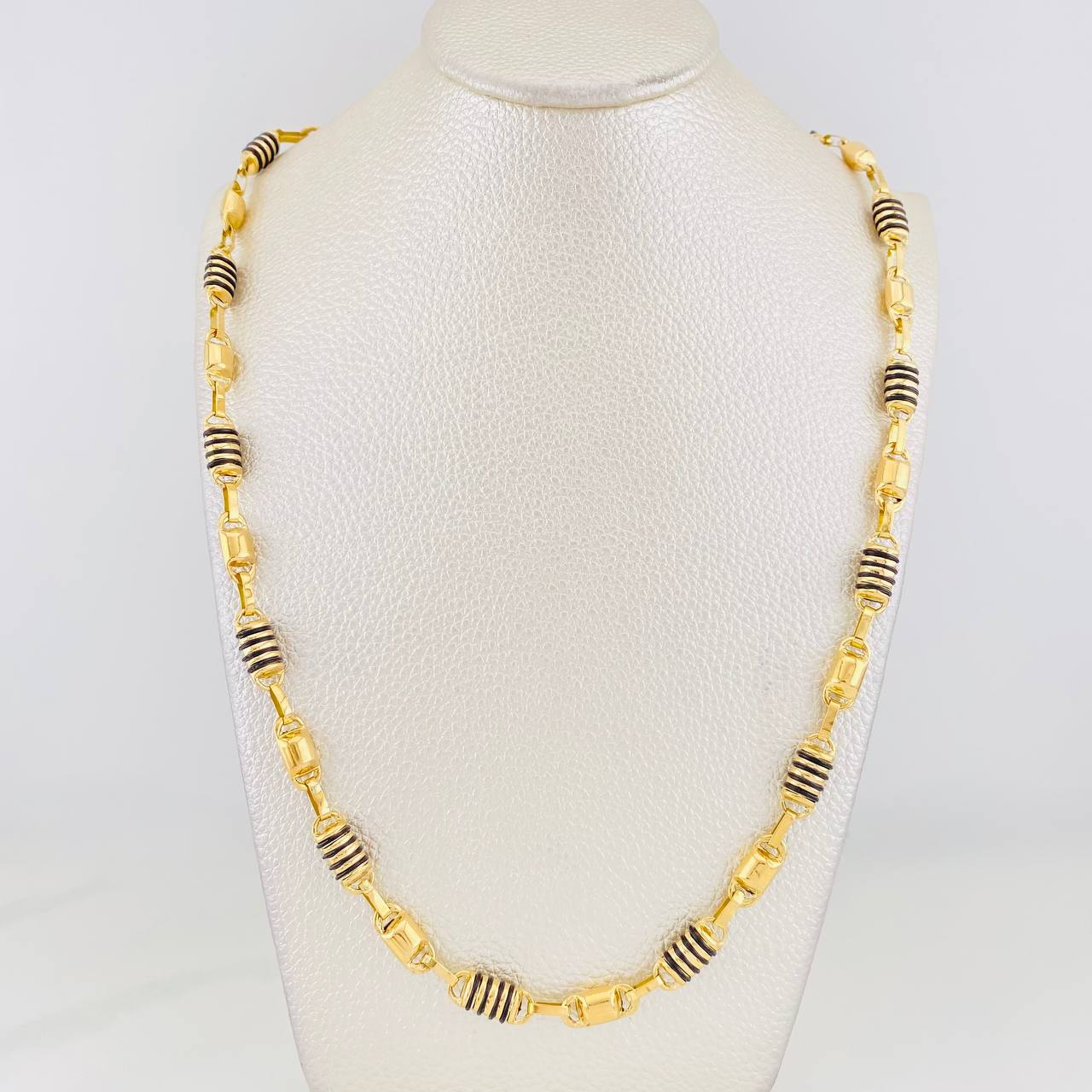 Cadena Rustica Barril 20.3g / 60cm / 6mm Oro Amarillo 18K
