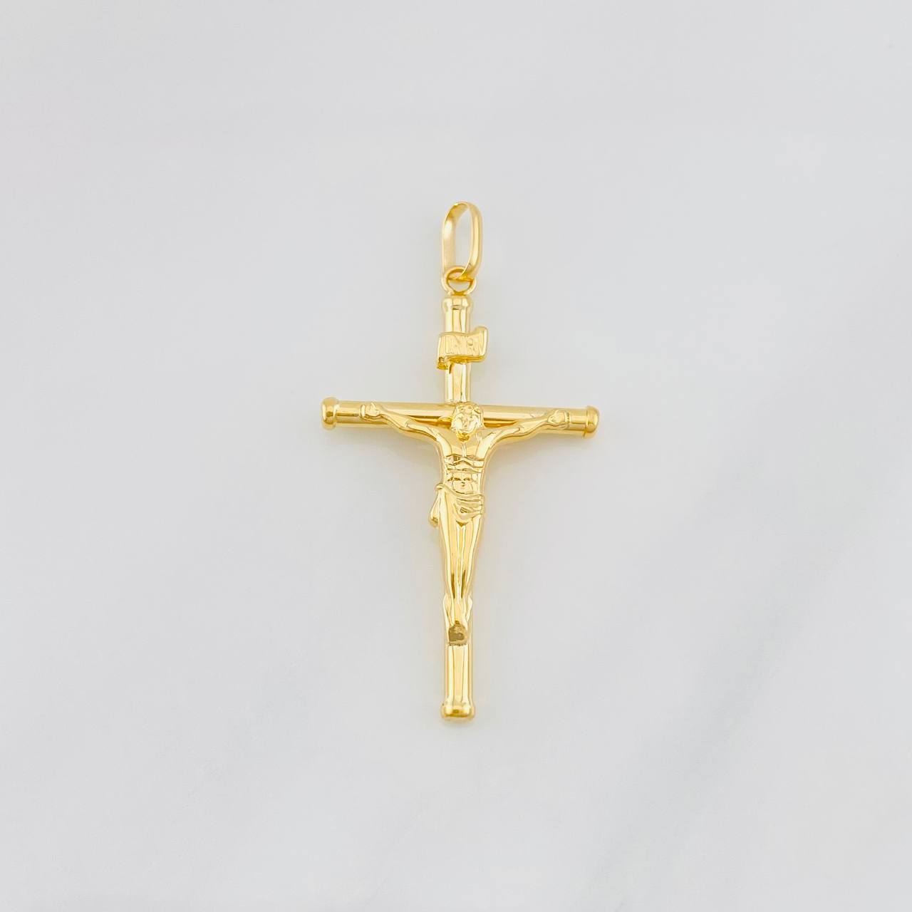 Dije Cruz Cristo 1.45g / 4.3cm Oro Amarillo 18K