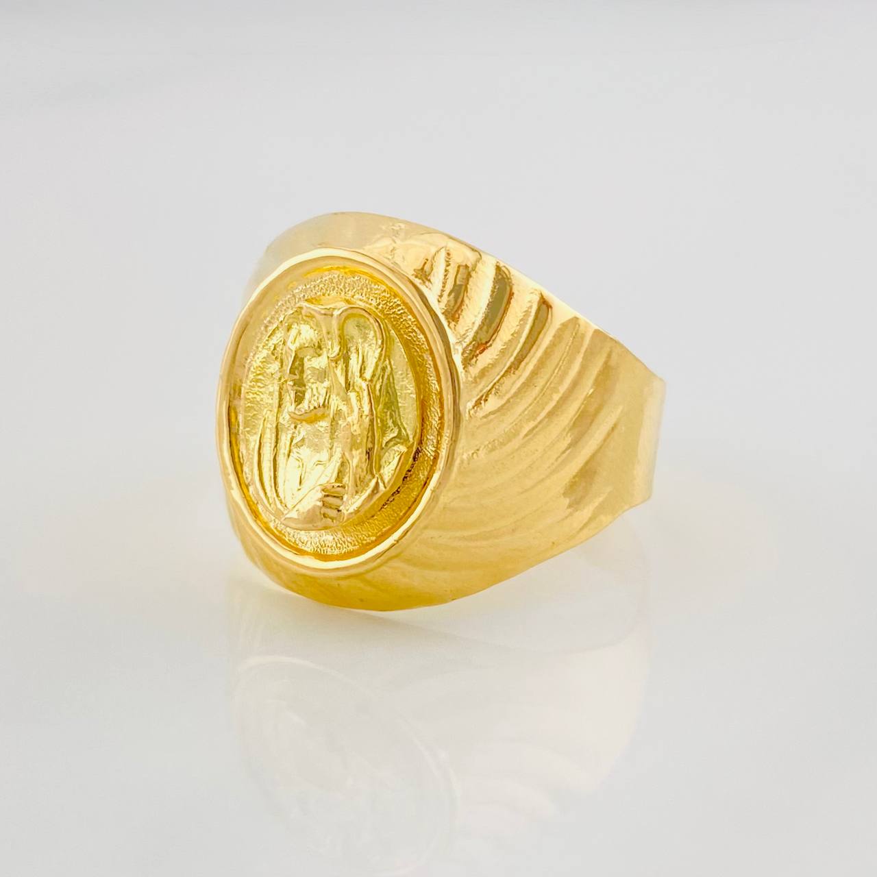 Anillo Sello Jesucristo 3.8g / T7 3/4 Oro Amarillo 18K