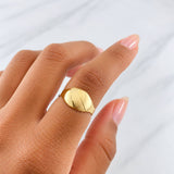 Anillo Orbita 1.2g / T6 3/4 Oro Amarillo 18K