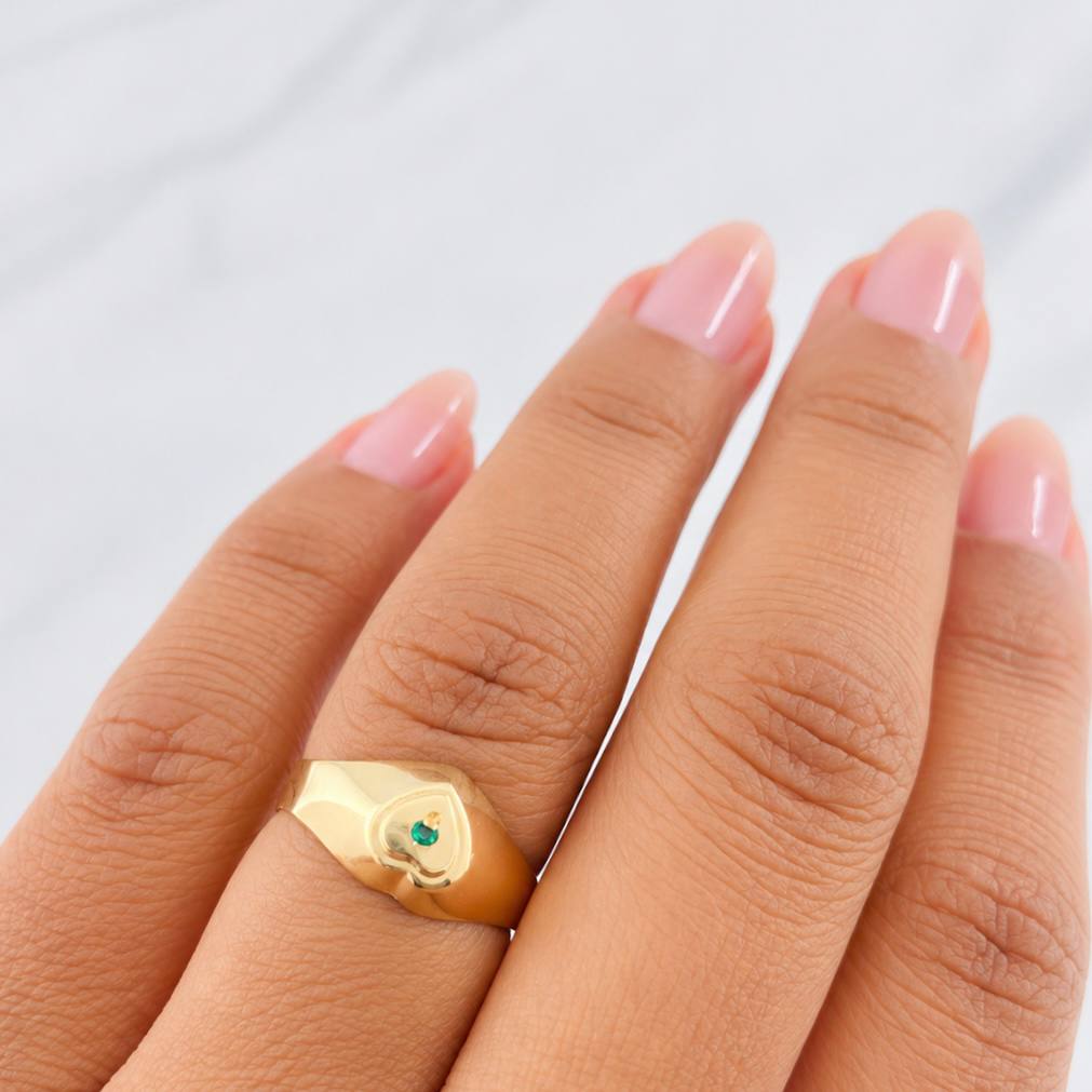 Anillo Corazón 1.3g / T5 1/4 Oro Amarillo 18K