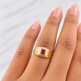 Anillo Sello Cuadrado 1.3g / T4 3/4 Oro Amarillo 18K