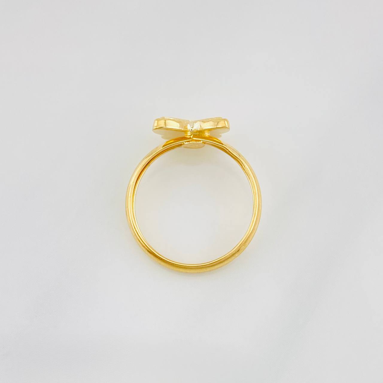Anillo Mariposa Diamantada 0.95g / T5 Oro Amarillo 18K