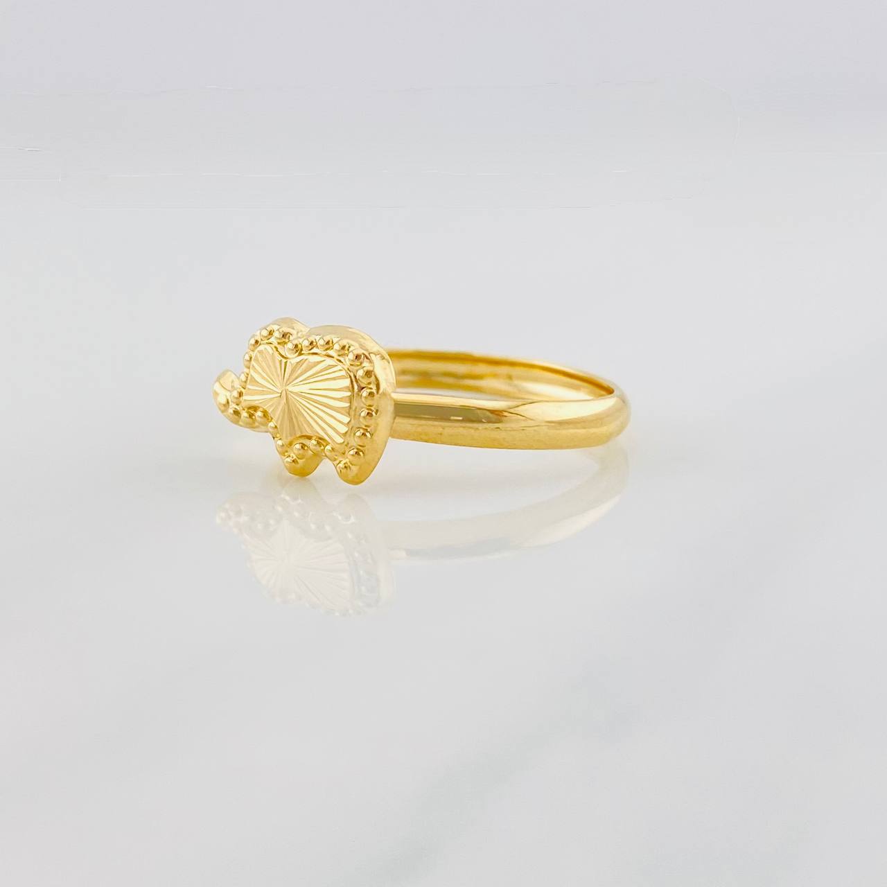 Anillo Elefante Diamantado 0.95g / T4 1/2 Oro Amarillo 18K