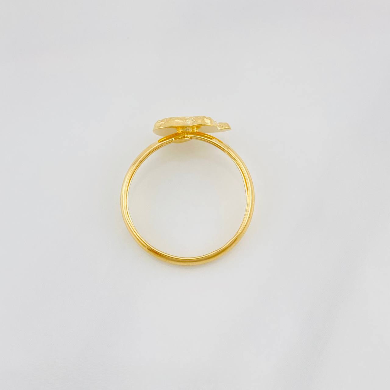 Anillo Elefante Diamantado 0.95g / T4 1/2 Oro Amarillo 18K