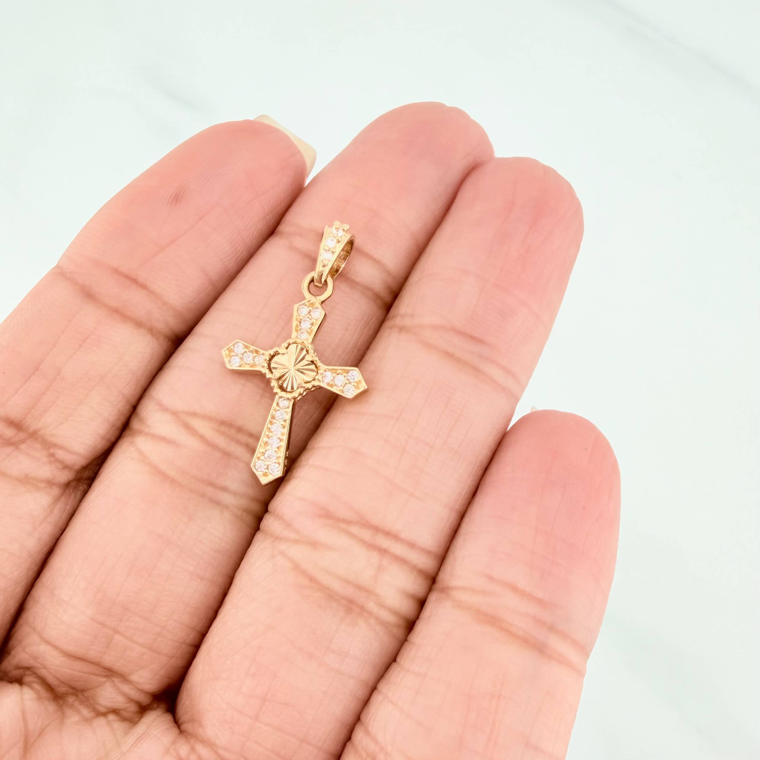 Dije Cruz Trebol 1.2 g / 2.5 cm Oro Amarillo 18K