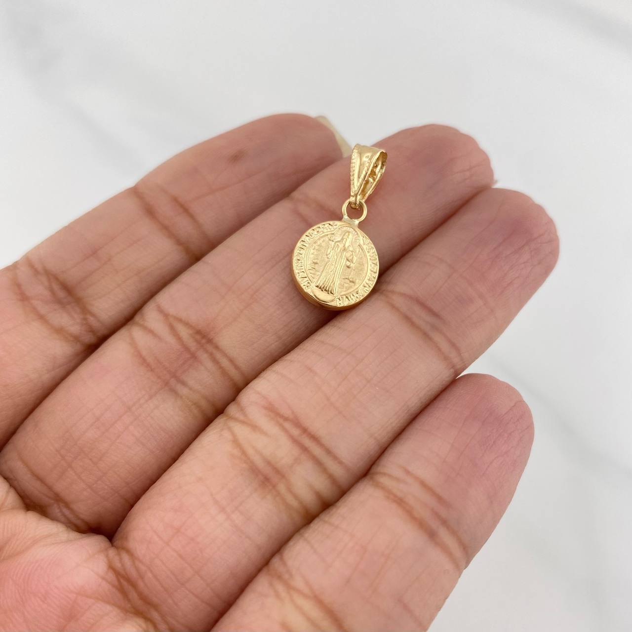 Dije San Benito 0.7 g / 1.9 cm Oro Amarillo 18K