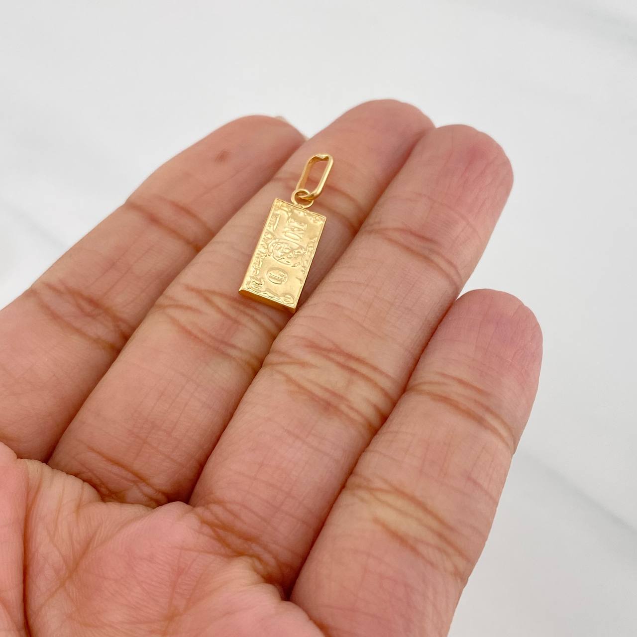 Dije One Dolar 0.7 g / 2.4 cm Oro Amarillo 18K