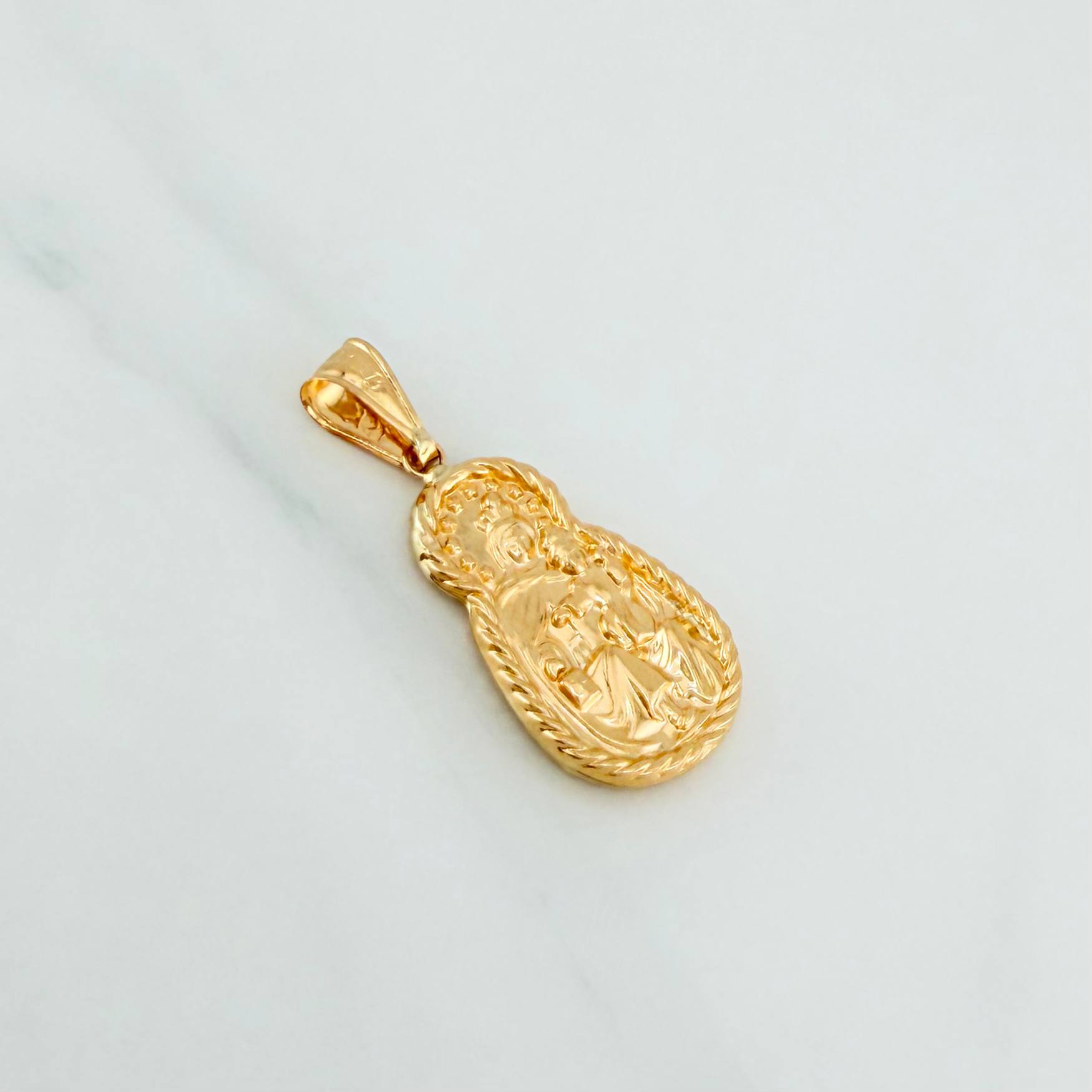 Dije Virgen Del Carmen 1.95 g / 3.7 cm Oro Amarillo 18K
