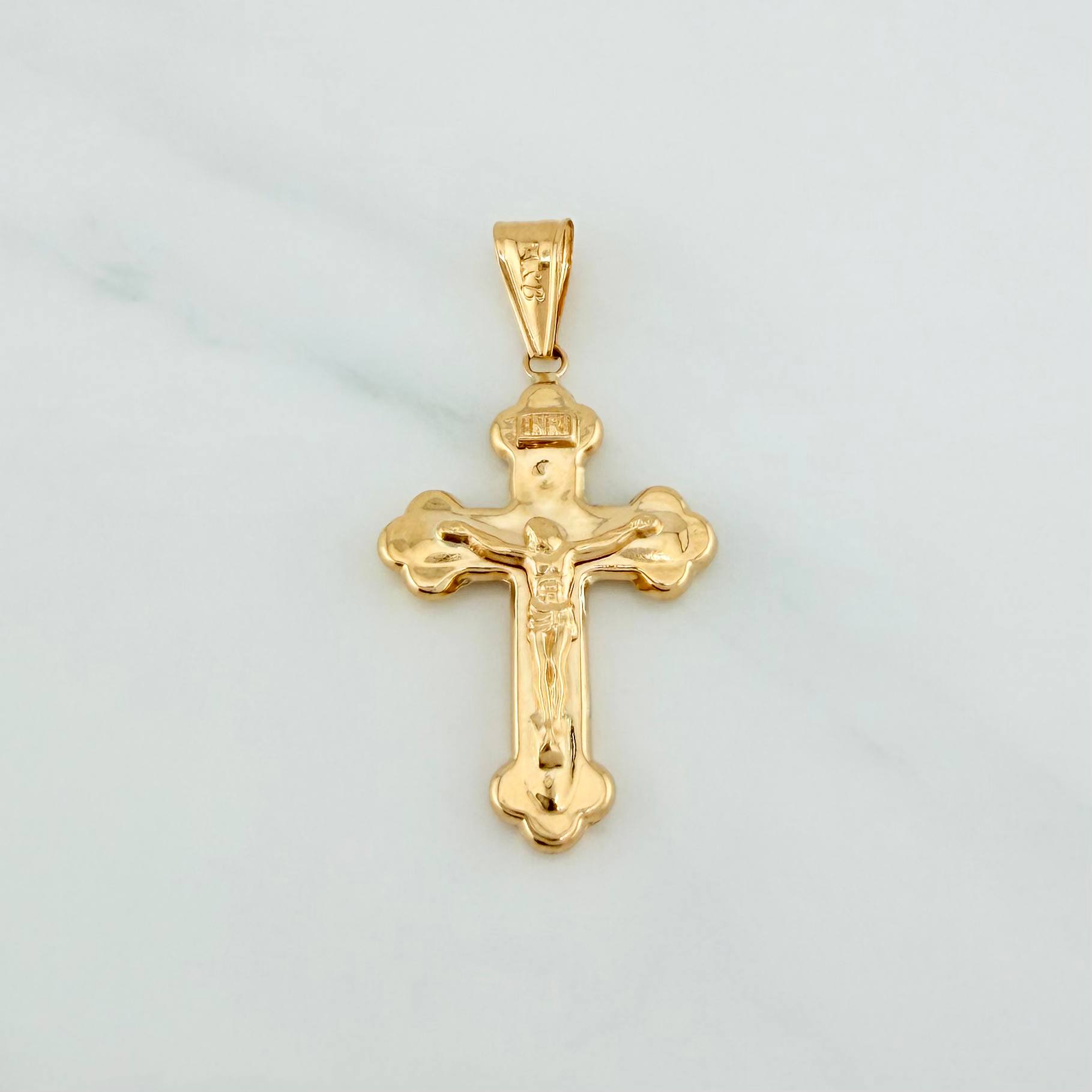 Dije Cruz Cristo 1.9 g / 4.1 cm Oro Amarillo 18K