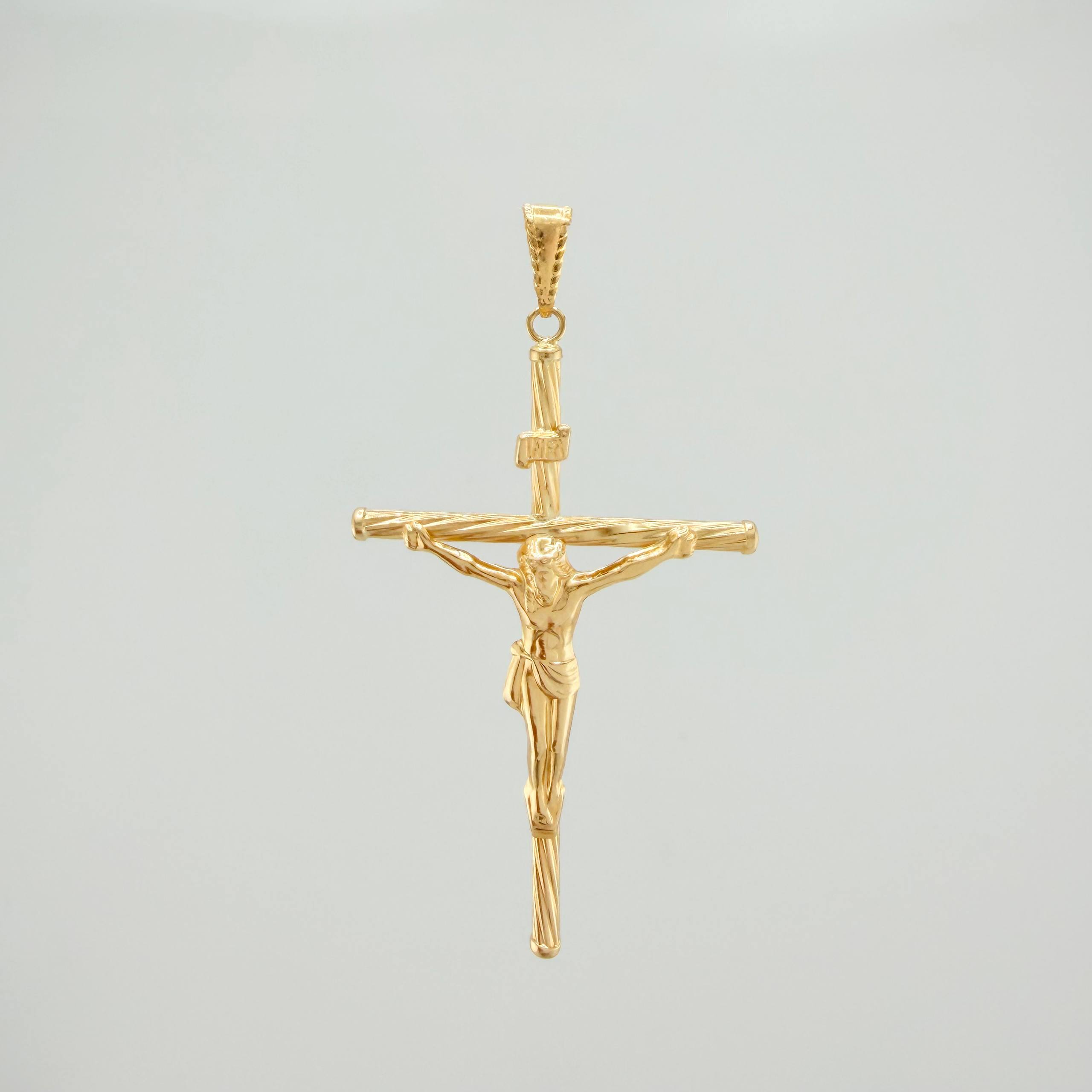 Dije Cruz Cristo 1.95 g / 5.9 cm Oro Amarillo 18K