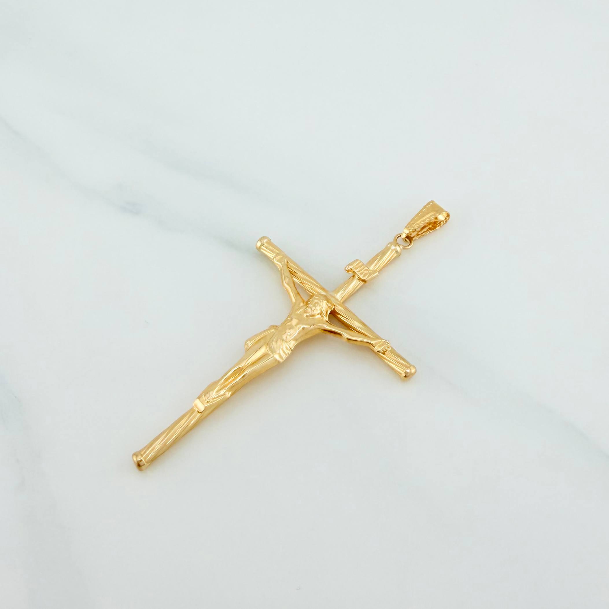 Dije Cruz Cristo 1.95 g / 5.9 cm Oro Amarillo 18K
