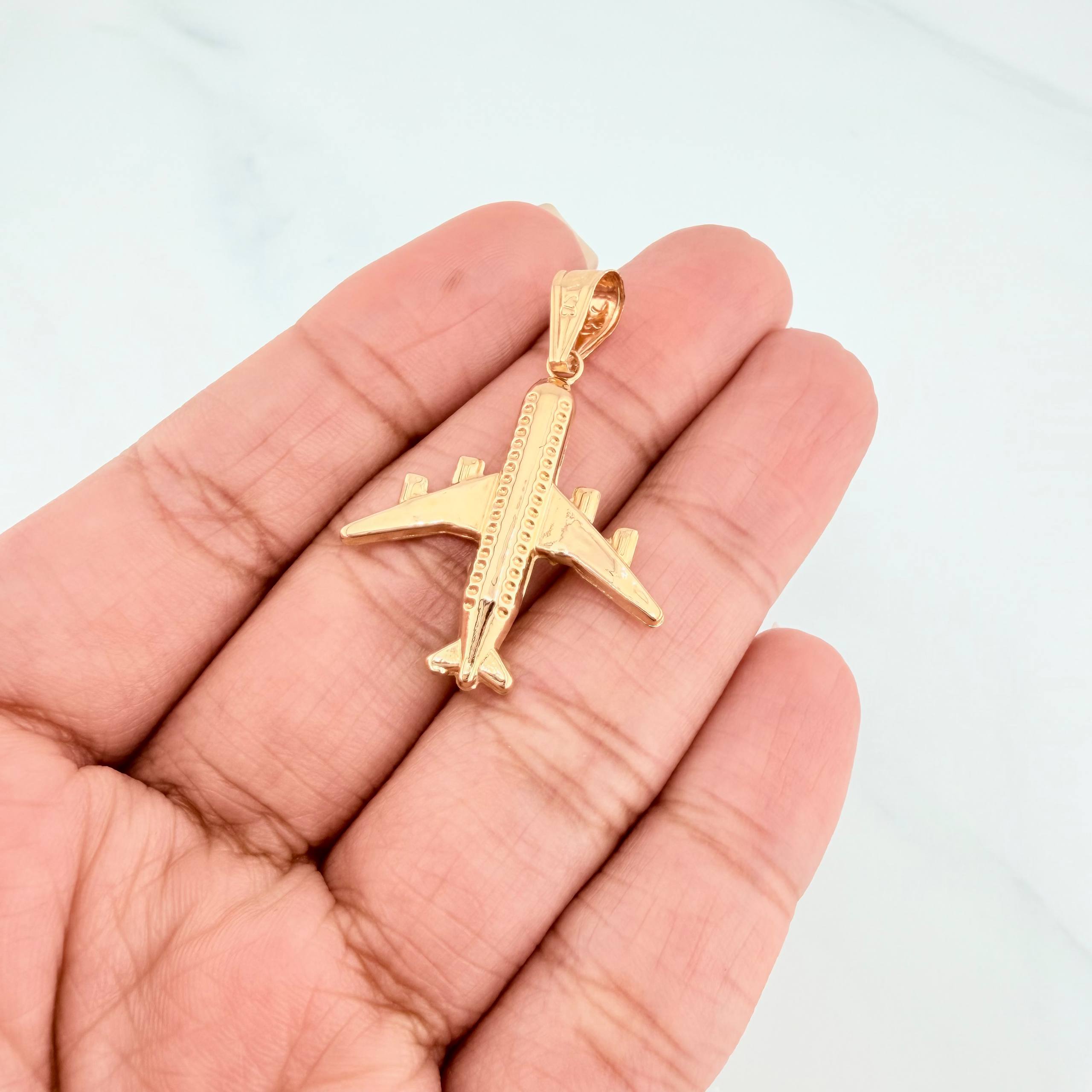 Dije Avion 1.7g / 4cm Oro Amarillo 18K