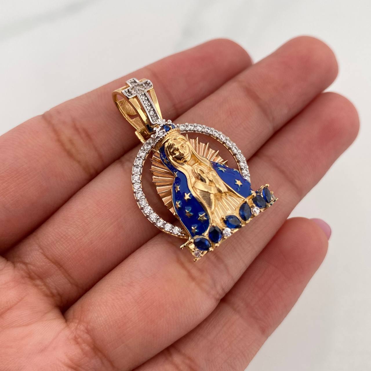 Dije Virgen Guadalupe 7.35 g / 3.1 cm Dos Oros Amarillo Blanco 18K