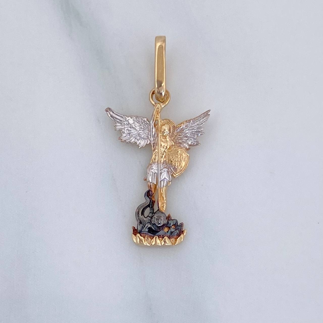 Dije San Miguel Arcangel 0.95 g / 2.4 cm Tres Oros 18K